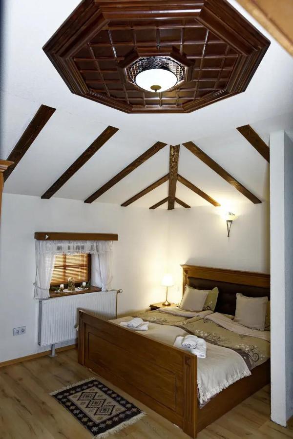 The House Of The Miyaks Hotel Rostusa ภายนอก รูปภาพ